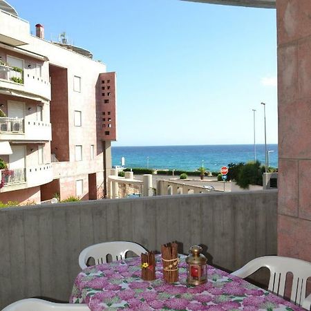 Window On The Sea Apartment Gallipoli Exterior foto