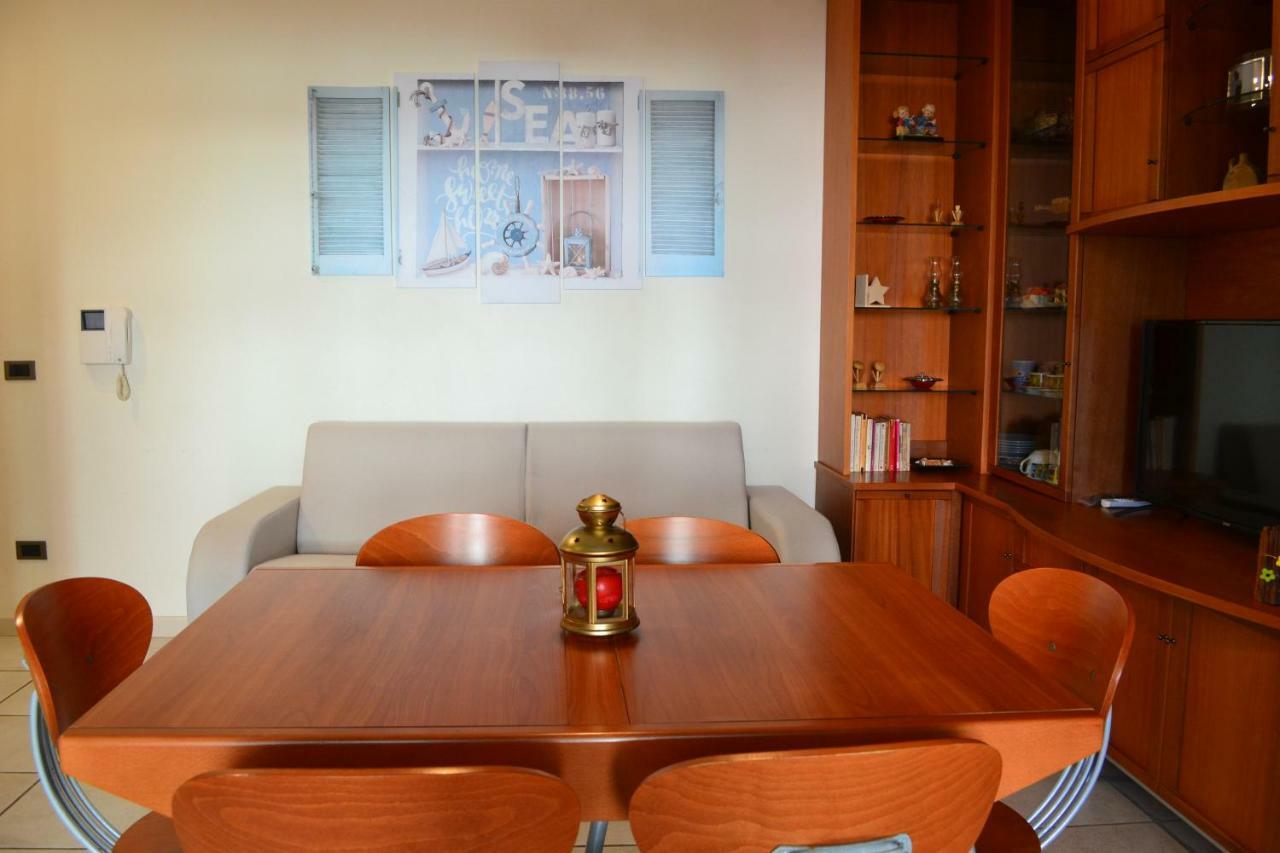 Window On The Sea Apartment Gallipoli Exterior foto