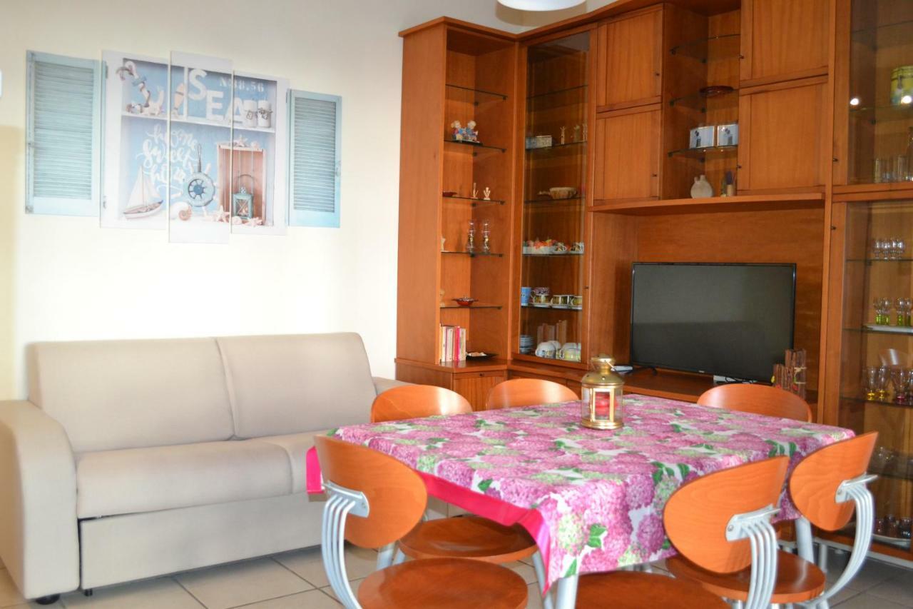 Window On The Sea Apartment Gallipoli Exterior foto